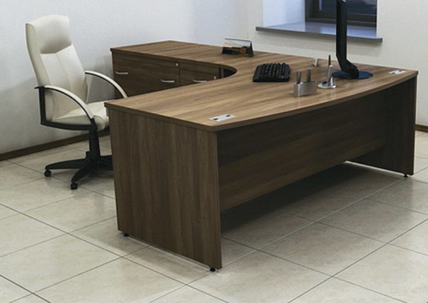 Executive Table ETBF - 17