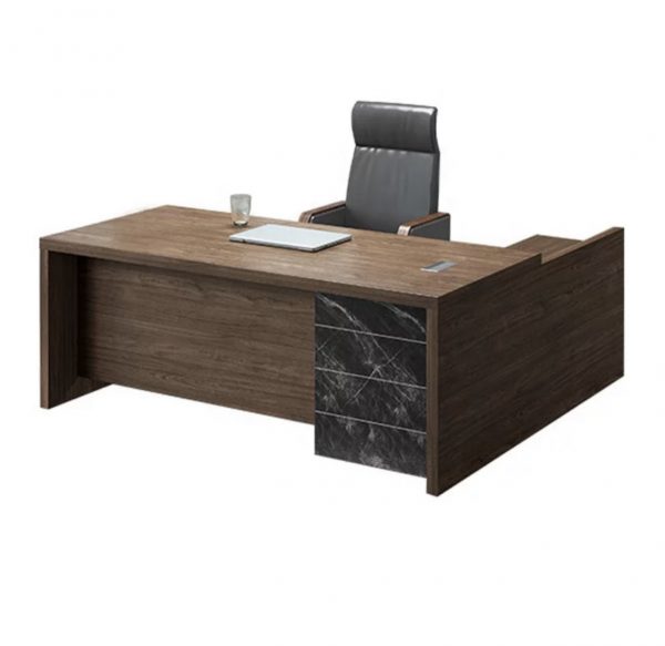 Executive Table ETMC - 04